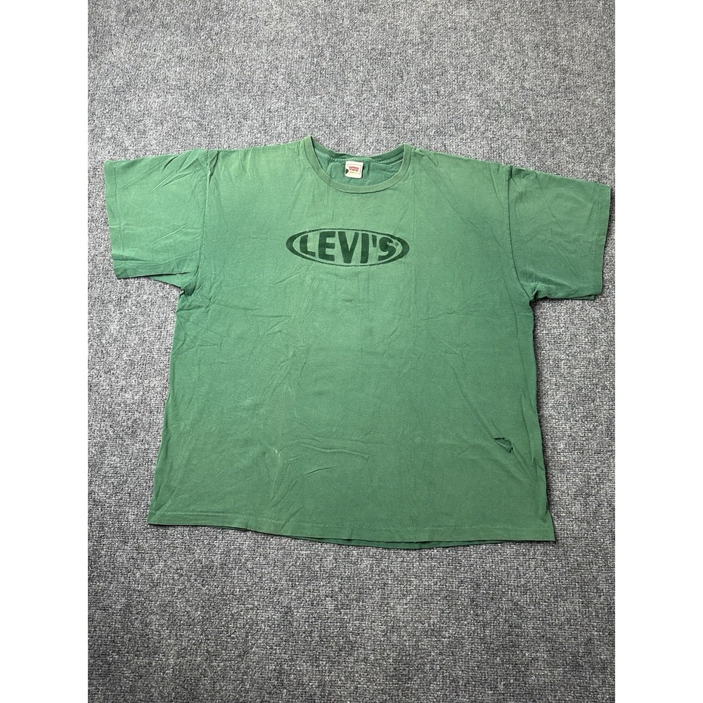 Mens T-Shirt Levis Oval Logo Green Made‎ in USA 1990s, Size XL